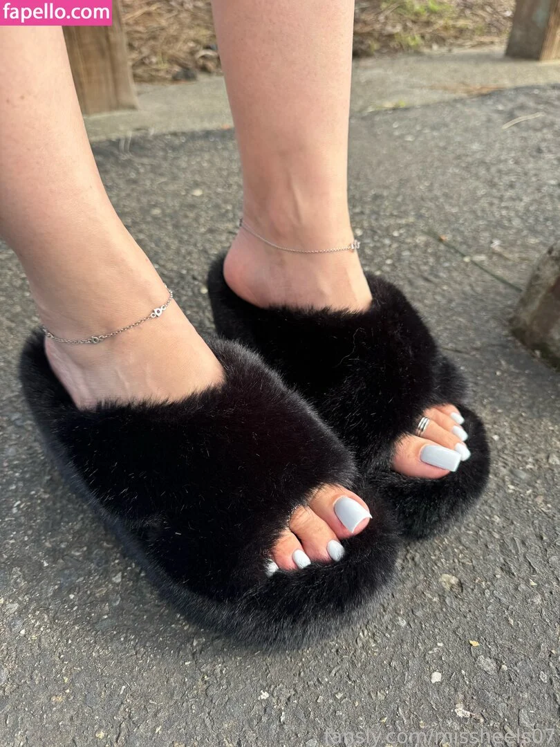 Missheels07 Onlyfans Photo Gallery 