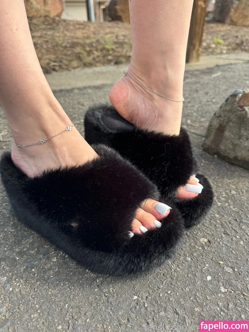 Missheels07 Onlyfans Photo Gallery 