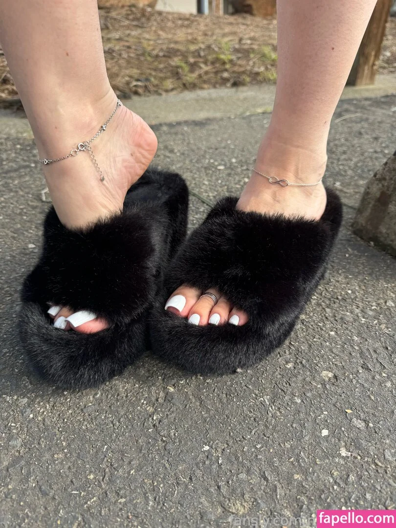 Missheels07 Onlyfans Photo Gallery 