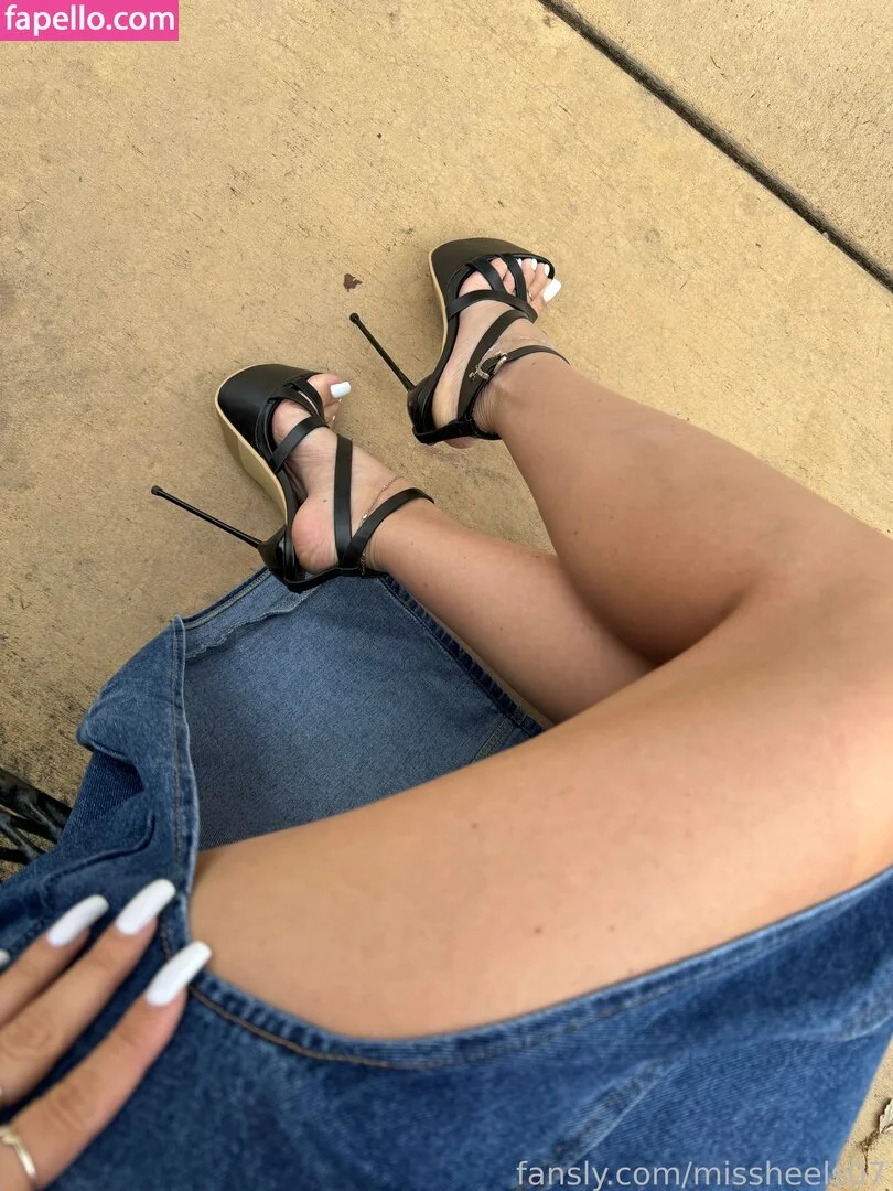 Missheels07 Onlyfans Photo Gallery 