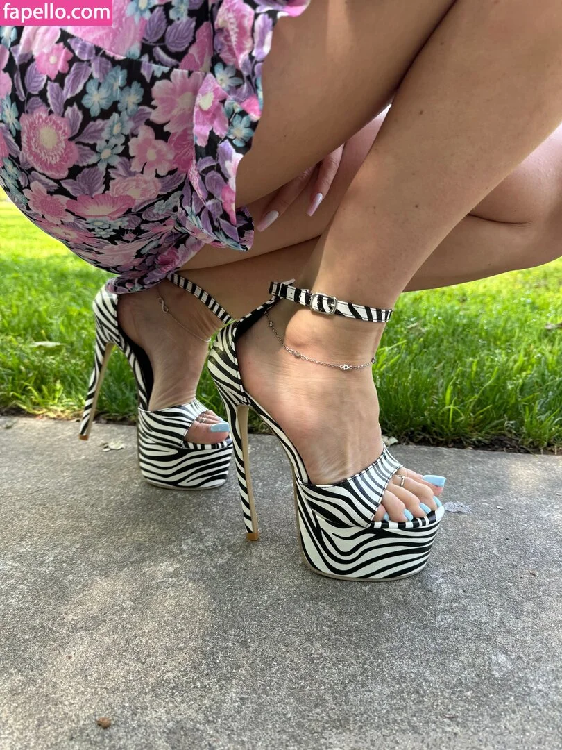 Missheels07 Onlyfans Photo Gallery 