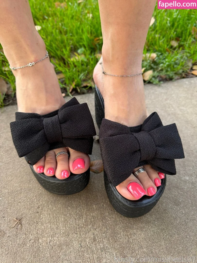 Missheels07 Onlyfans Photo Gallery 