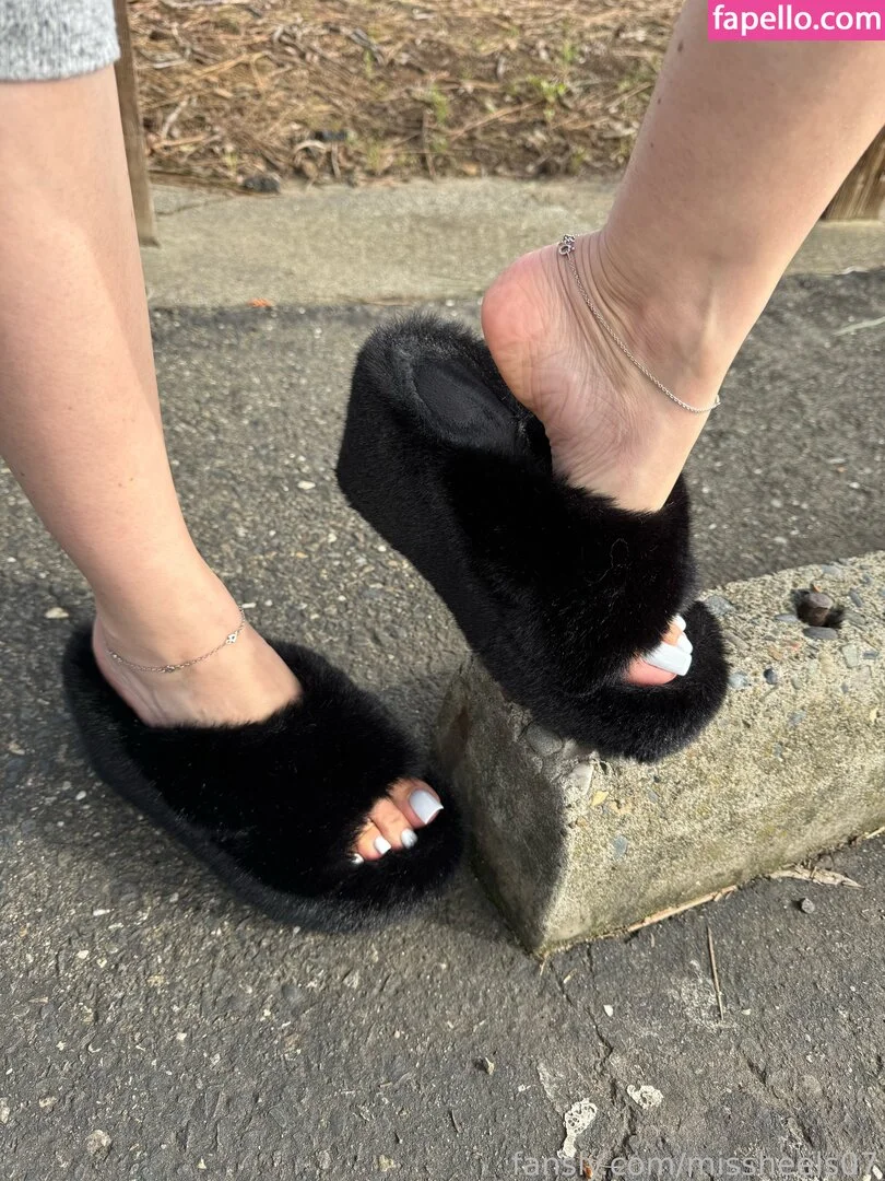 Missheels07 Onlyfans Photo Gallery 