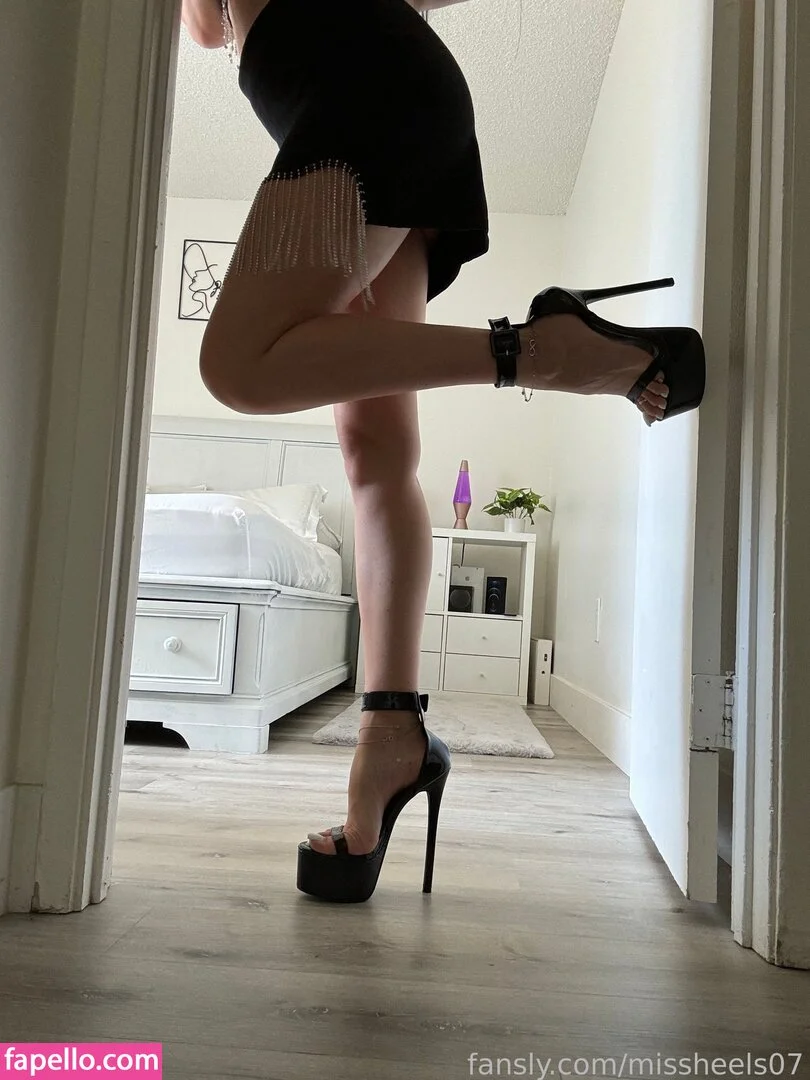 Missheels07 Onlyfans Photo Gallery 