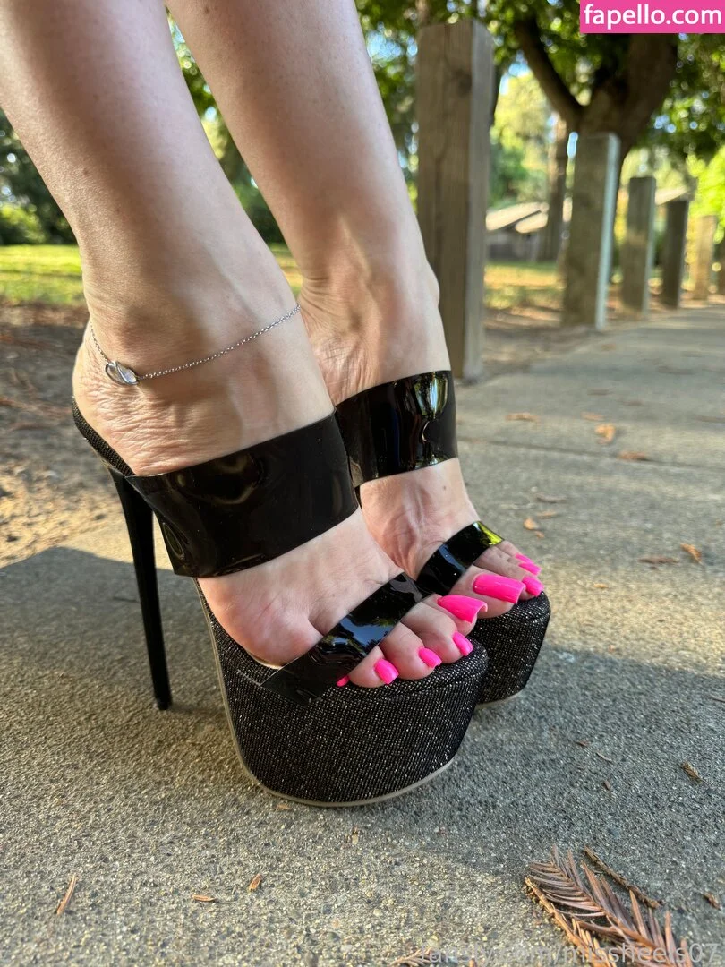 Missheels07 Onlyfans Photo Gallery 