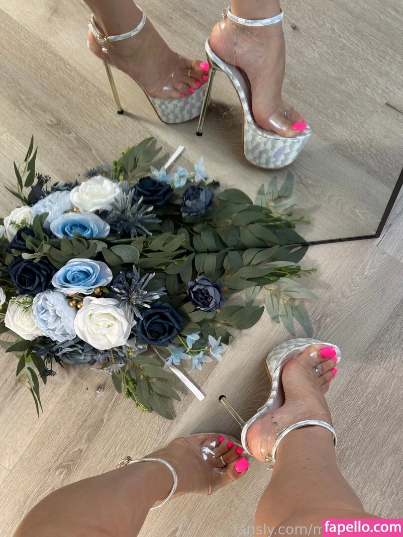 Missheels07 Onlyfans Photo Gallery 