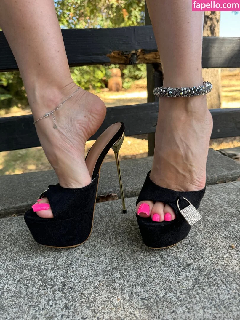 Missheels07 Onlyfans Photo Gallery 