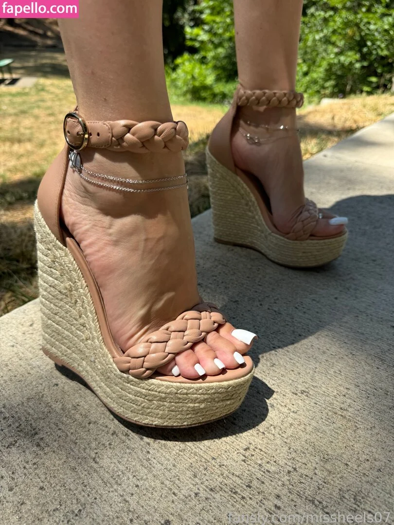 Missheels07 Onlyfans Photo Gallery 