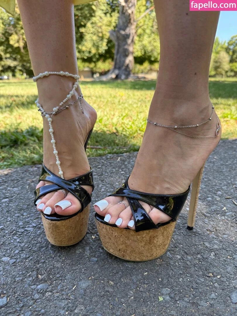 Missheels07 Onlyfans Photo Gallery 