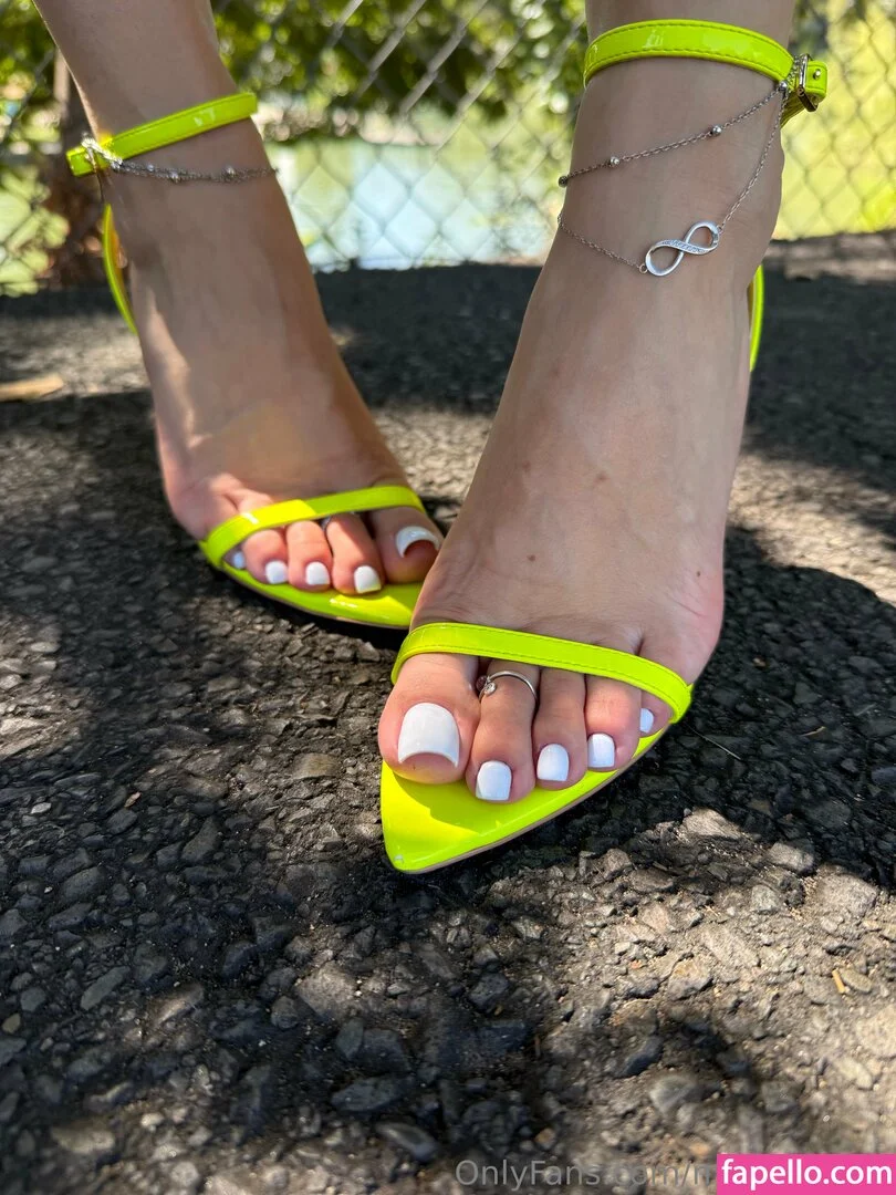 Missheels07 Onlyfans Photo Gallery 