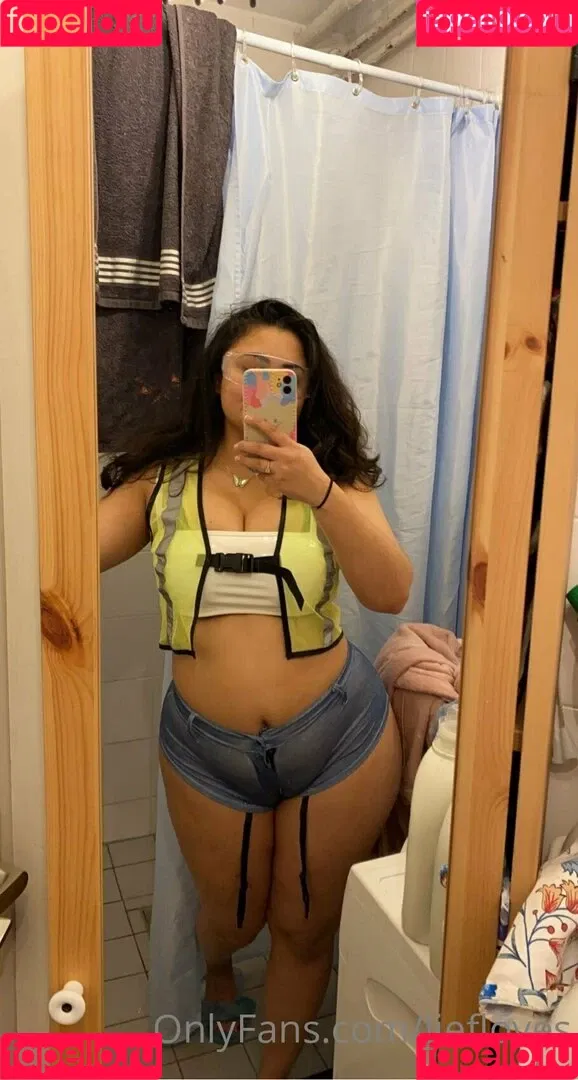 Liefloves Onlyfans Photo Gallery 