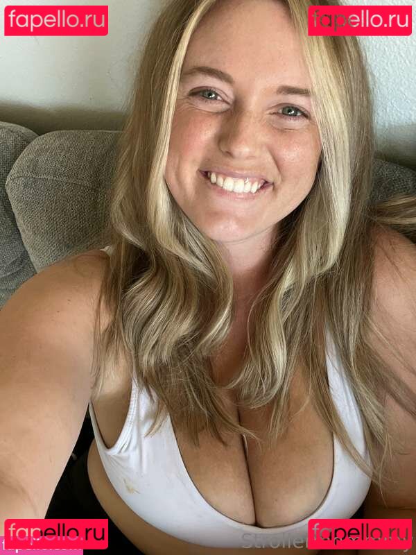 strollermommmy Onlyfans Photo Gallery 