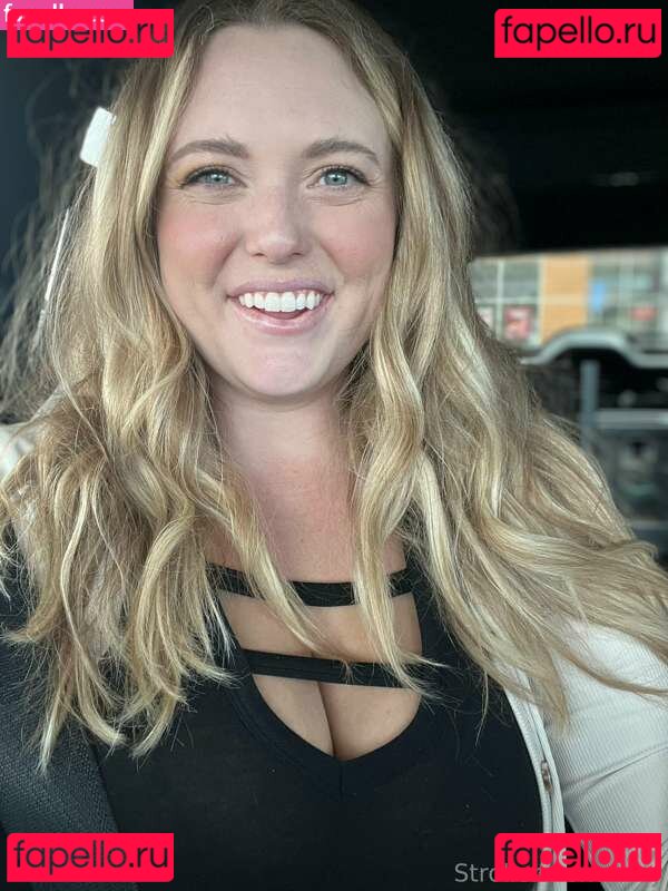 strollermommmy Onlyfans Photo Gallery 