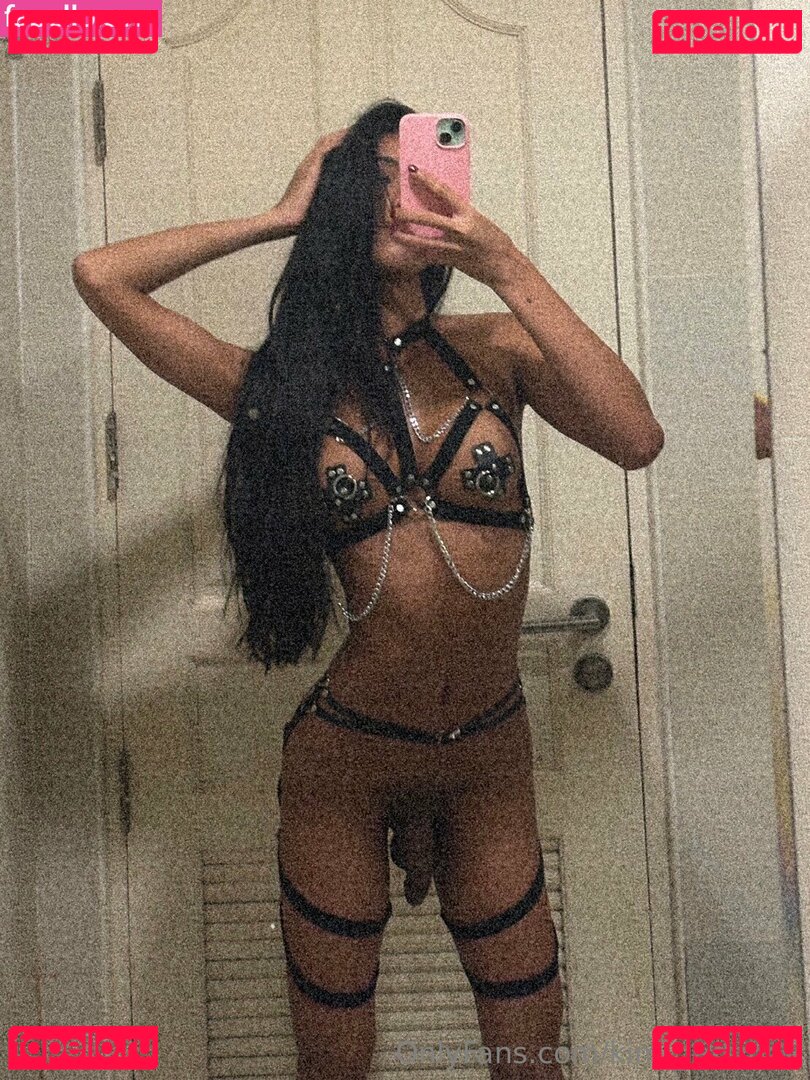 kimi_ladyboy / kimi_trans_queen Nude Onlyfans Photo 32