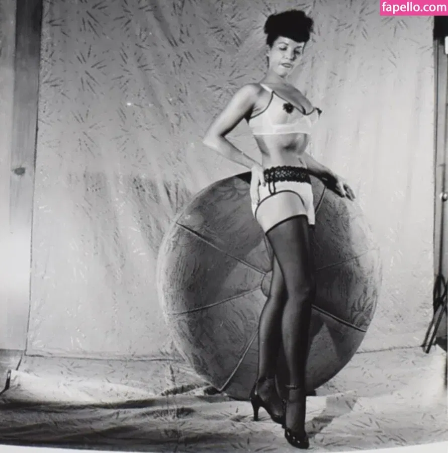 Bettie Page Onlyfans Photo Gallery 