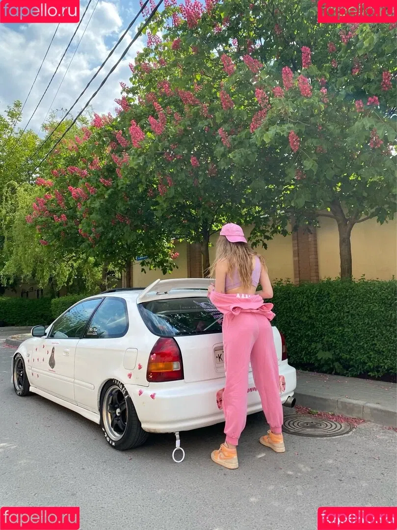 lyasheva Onlyfans Photo Gallery 