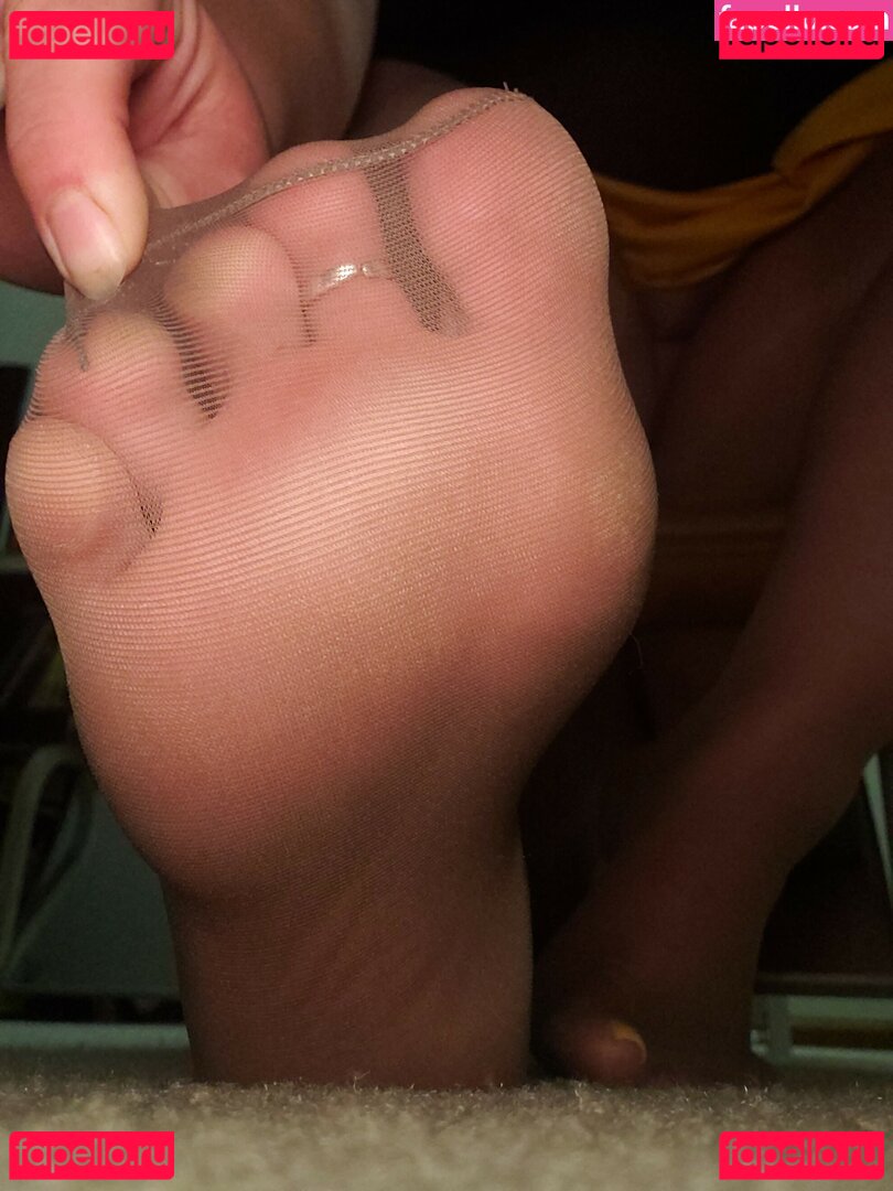 Nylonsandsocks / nylon_and_socks Onlyfans Photo Gallery 