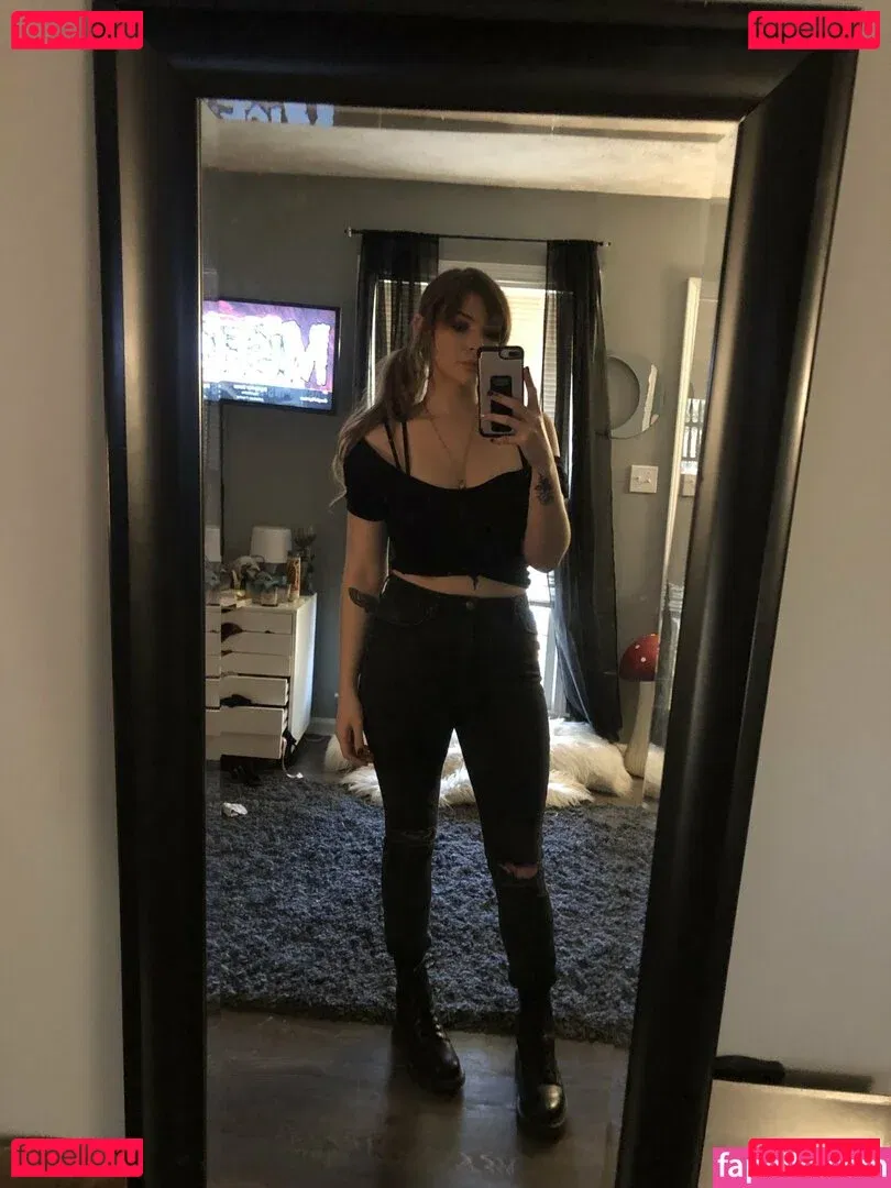 lucyshilohcam Onlyfans Photo Gallery 