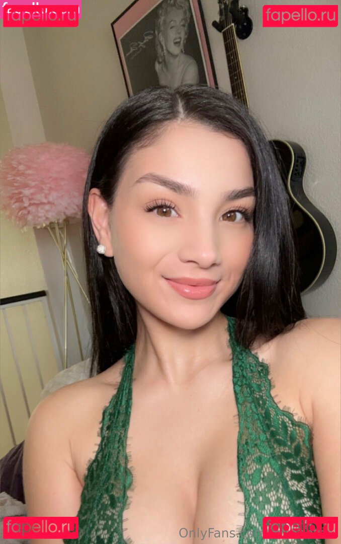 Myabernal / miabernalb Onlyfans Photo Gallery 