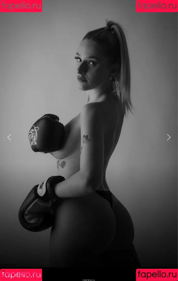 NinaMtznr Onlyfans Photo Gallery 