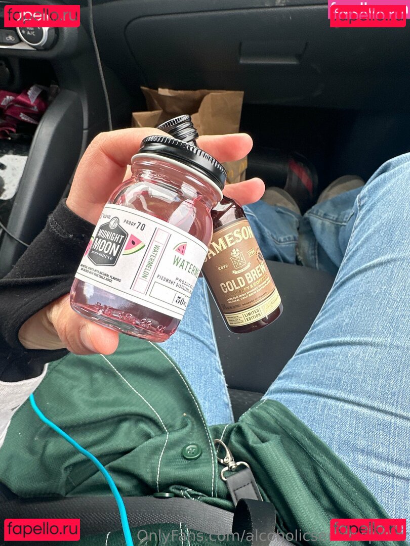 alcoholicsemenspitter Nude Onlyfans Photo 45