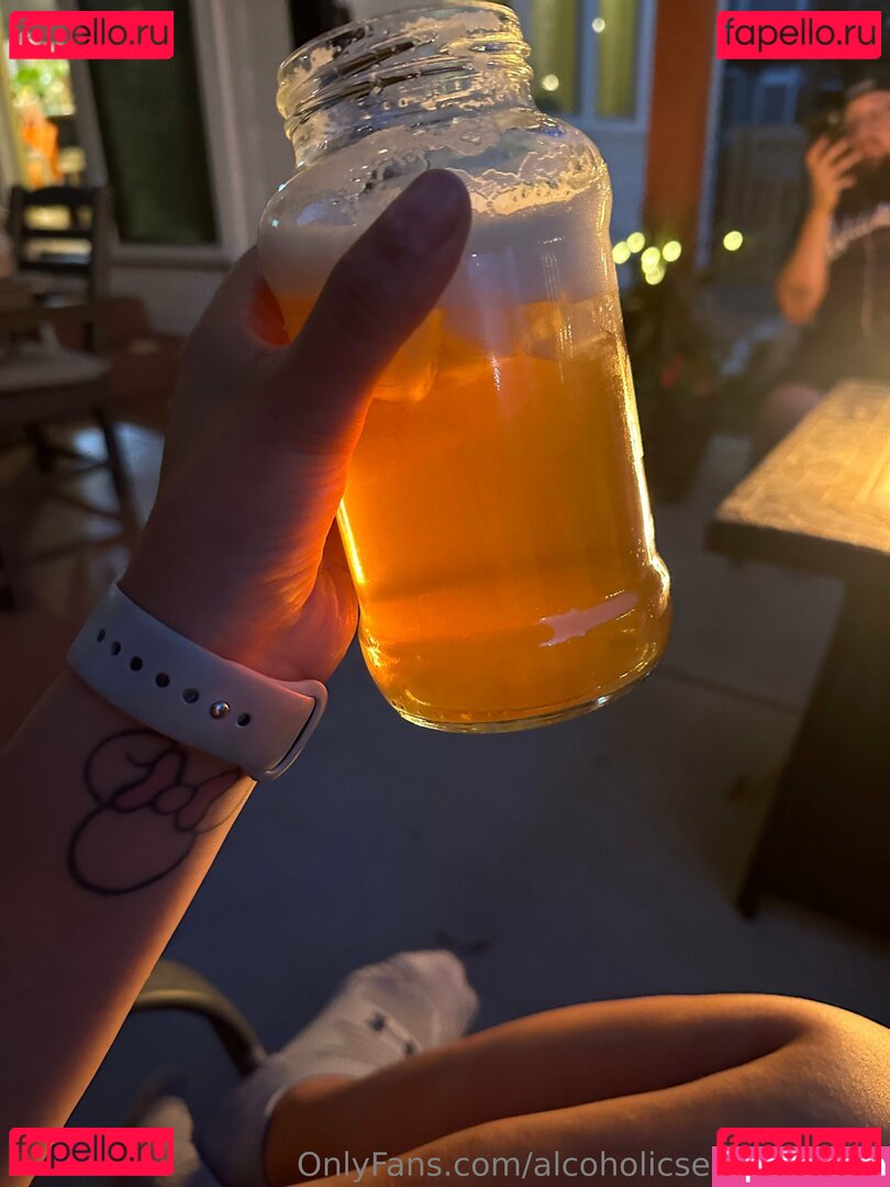 alcoholicsemenspitter Nude Onlyfans Photo 28