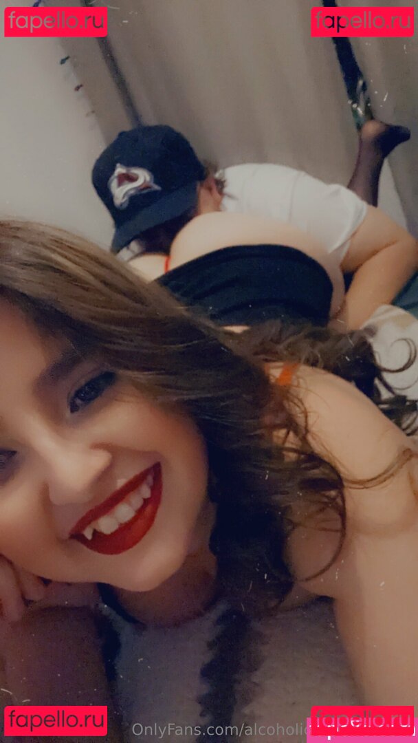 alcoholicsemenspitter Nude Onlyfans Photo 22
