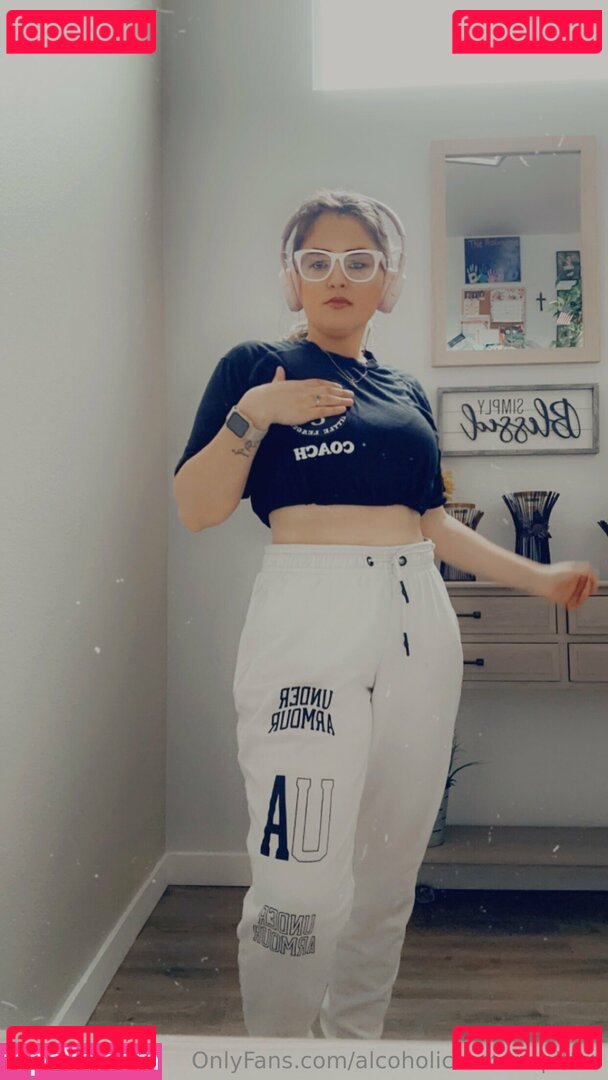 alcoholicsemenspitter Nude Onlyfans Photo 6