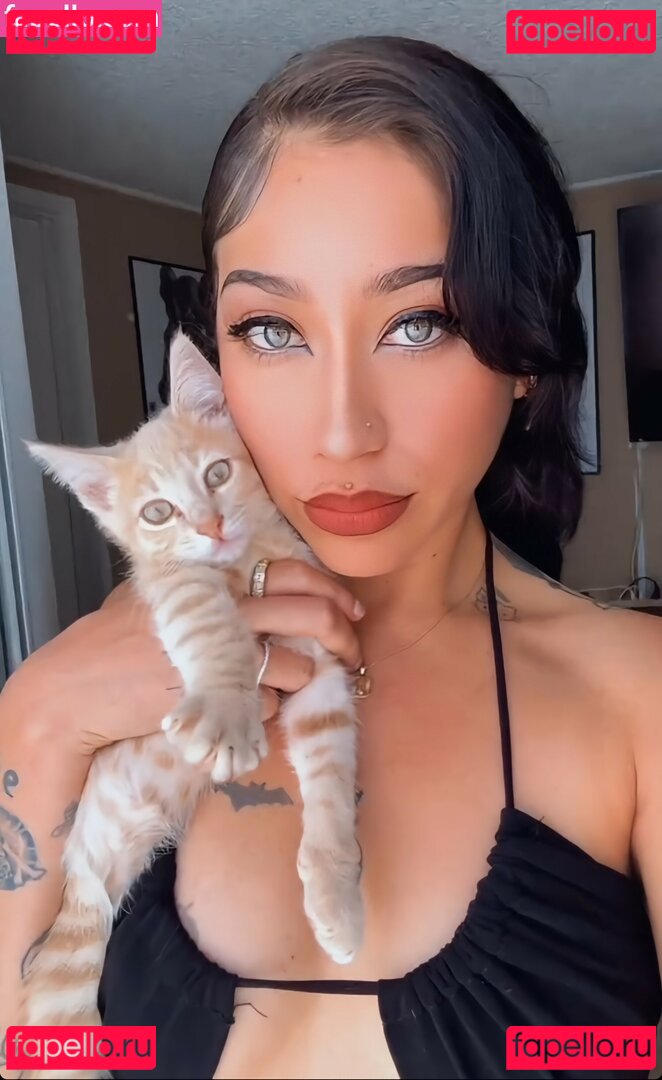 miche4575 / michelitahh Onlyfans Photo Gallery 