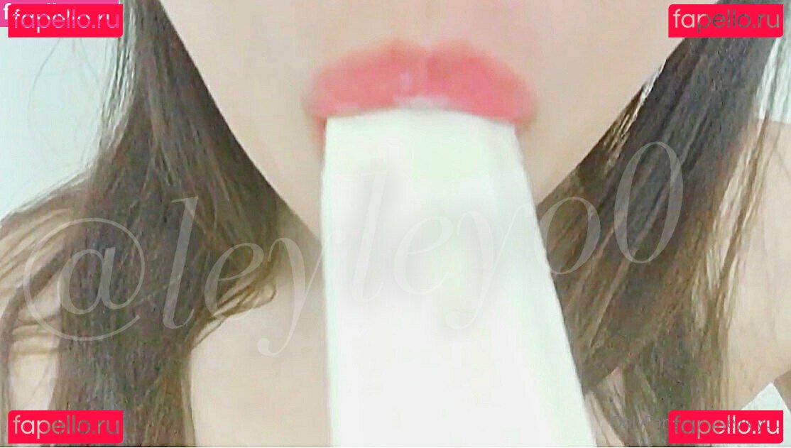 leyleyo0 / れい Onlyfans Photo Gallery 