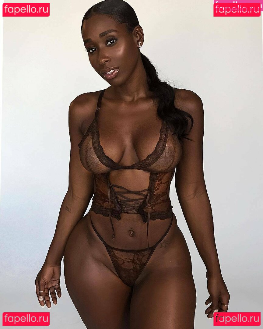 Bria Myles / realbriamyles Nude Onlyfans Photo 25