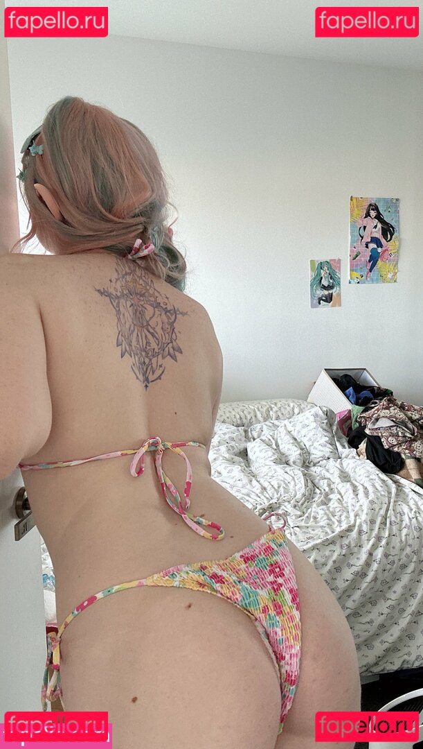 Elefire Grey / Elefire the elf / elefire_the_elf Onlyfans Photo Gallery 