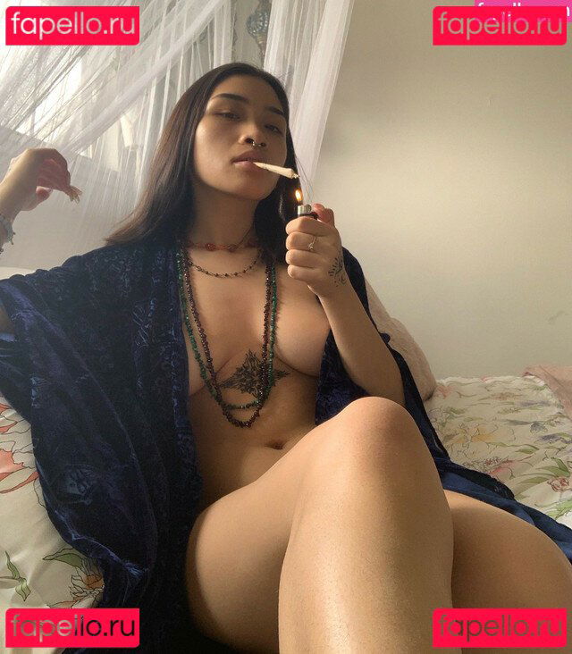 VenusMatrix / matrixmika Onlyfans Photo Gallery 