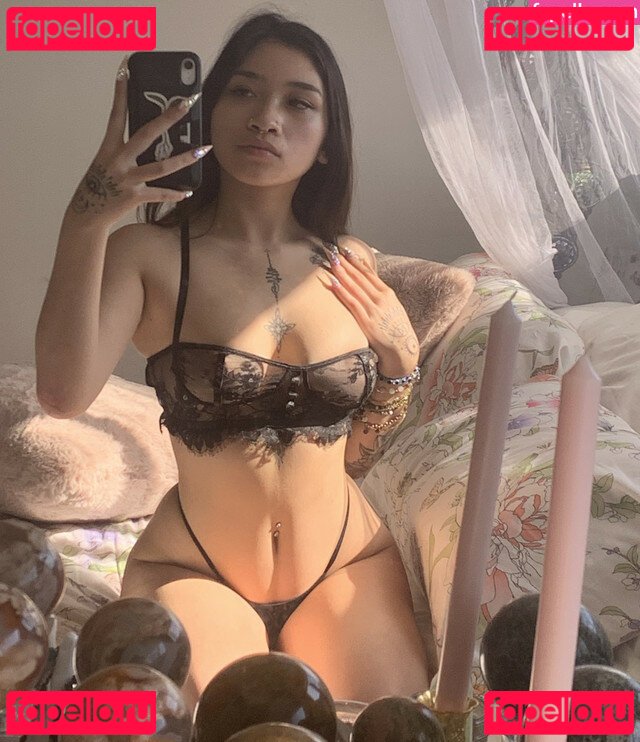 VenusMatrix / matrixmika Onlyfans Photo Gallery 