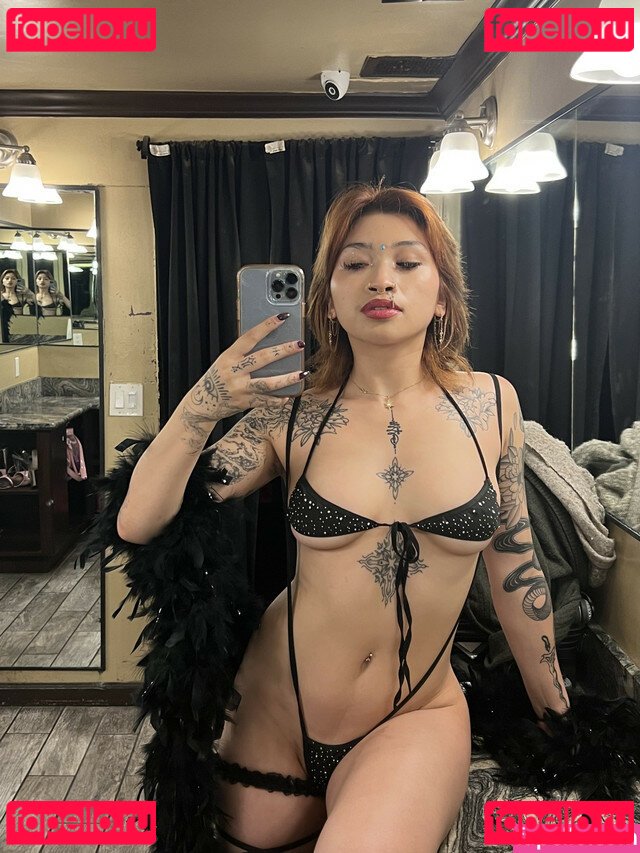 VenusMatrix / matrixmika Onlyfans Photo Gallery 