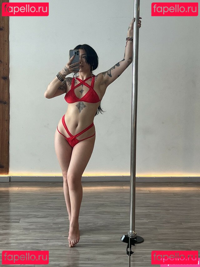 VenusMatrix / matrixmika Onlyfans Photo Gallery 