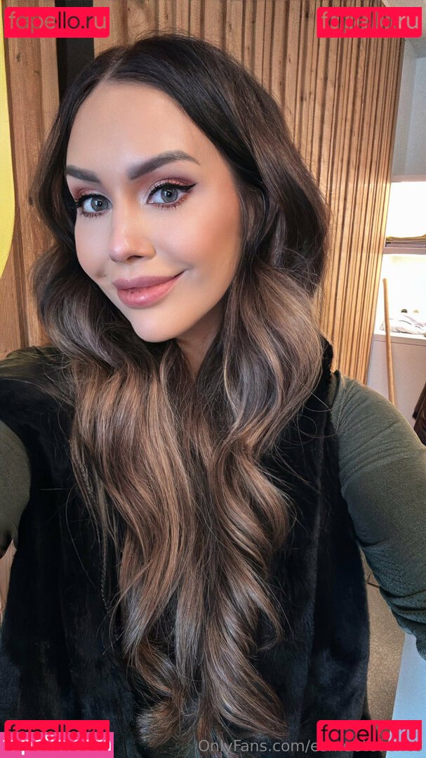 Esme.rosee / Esmeeteaches Onlyfans Photo Gallery 