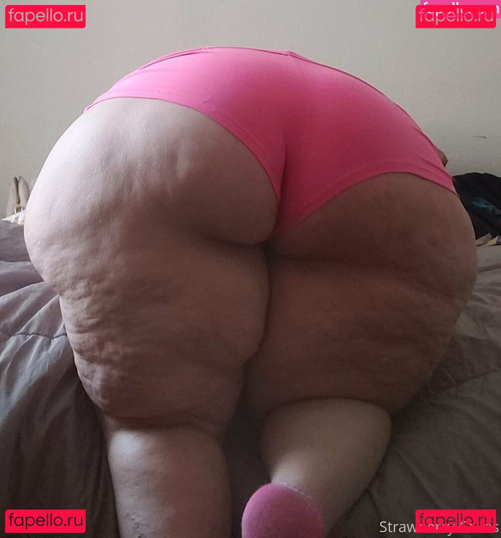 strawberry-cakes Onlyfans Photo Gallery 