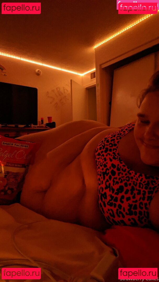 strawberry-cakes Onlyfans Photo Gallery 