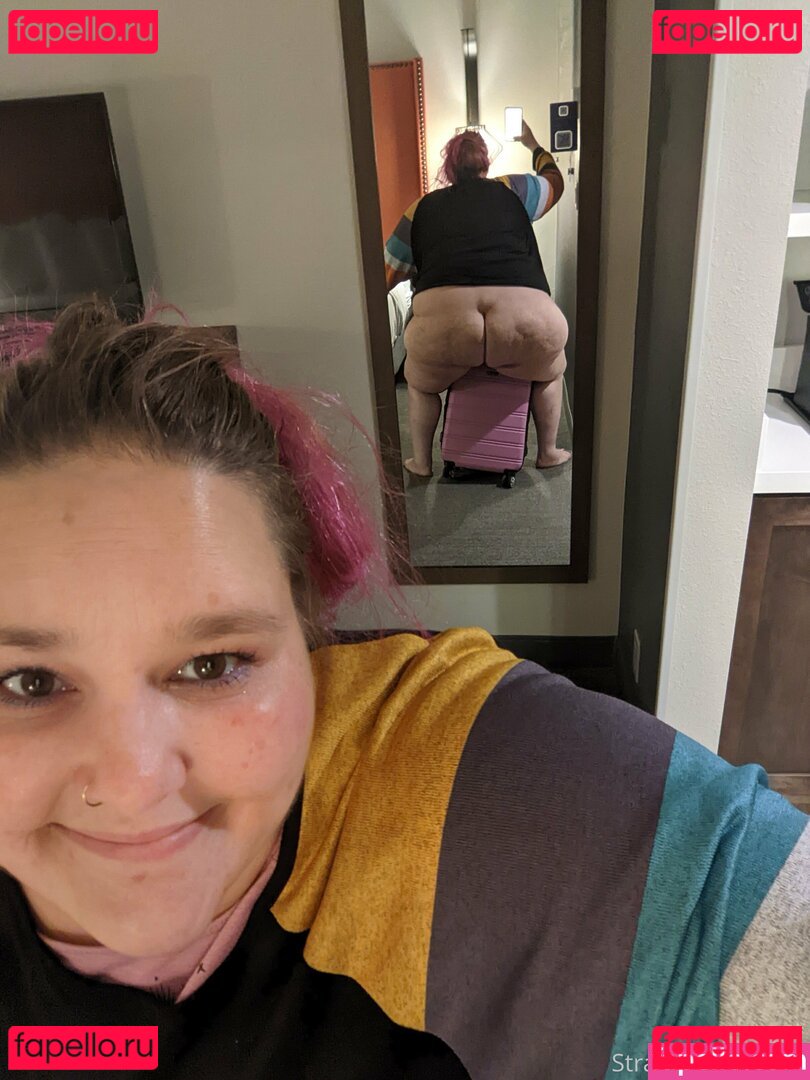 strawberry-cakes Onlyfans Photo Gallery 