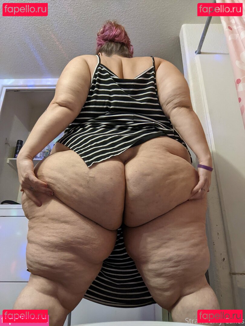 strawberry-cakes Onlyfans Photo Gallery 