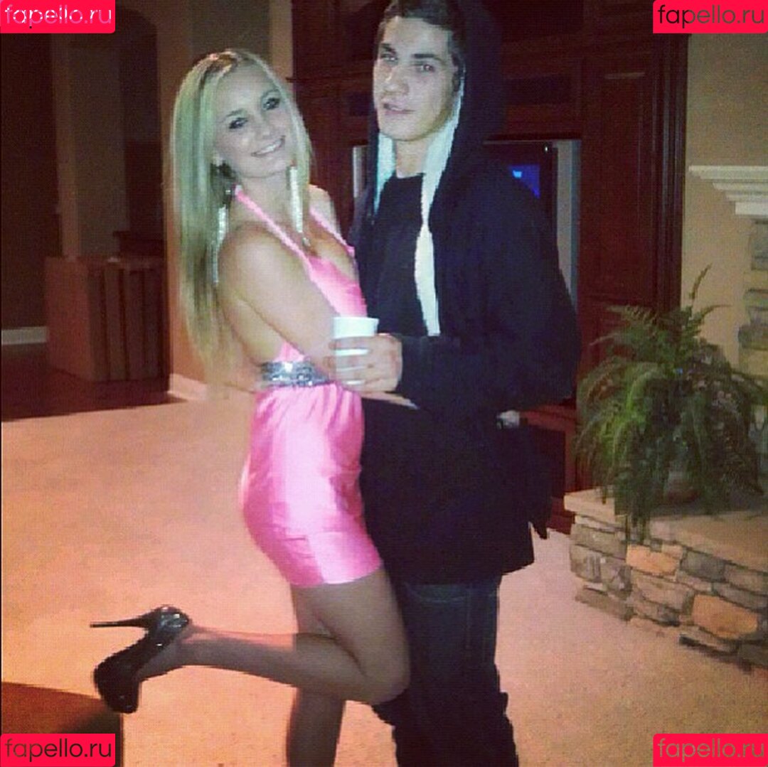 itssbriibitchh Onlyfans Photo Gallery 