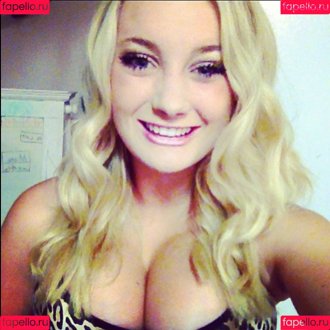 itssbriibitchh Onlyfans Photo Gallery 