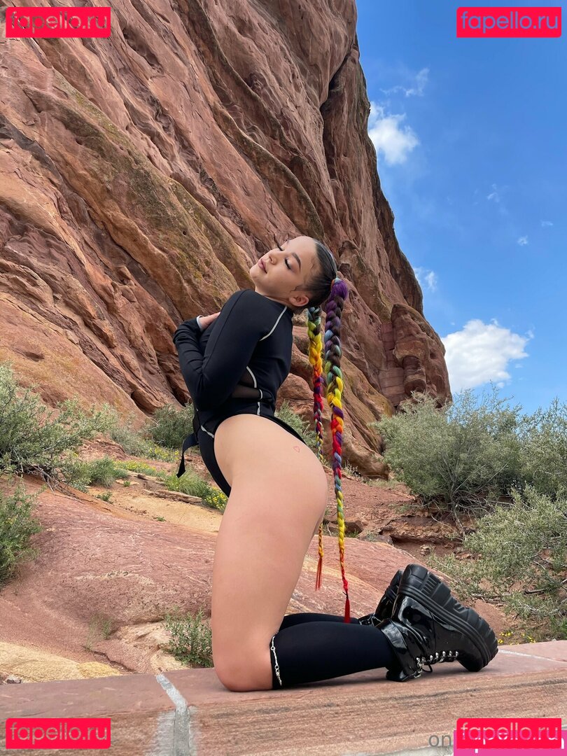 cierrasky / sierraaaskyee Onlyfans Photo Gallery 