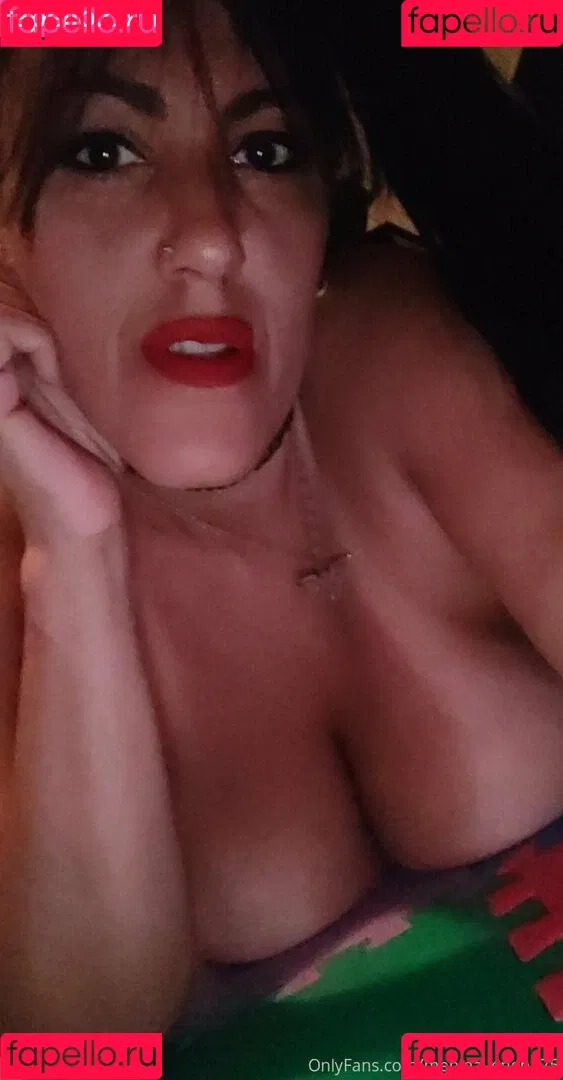meninaveneno75 Onlyfans Photo Gallery 