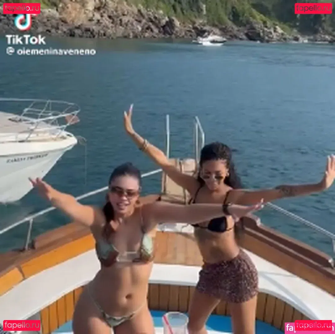 meninaveneno75 Onlyfans Photo Gallery 