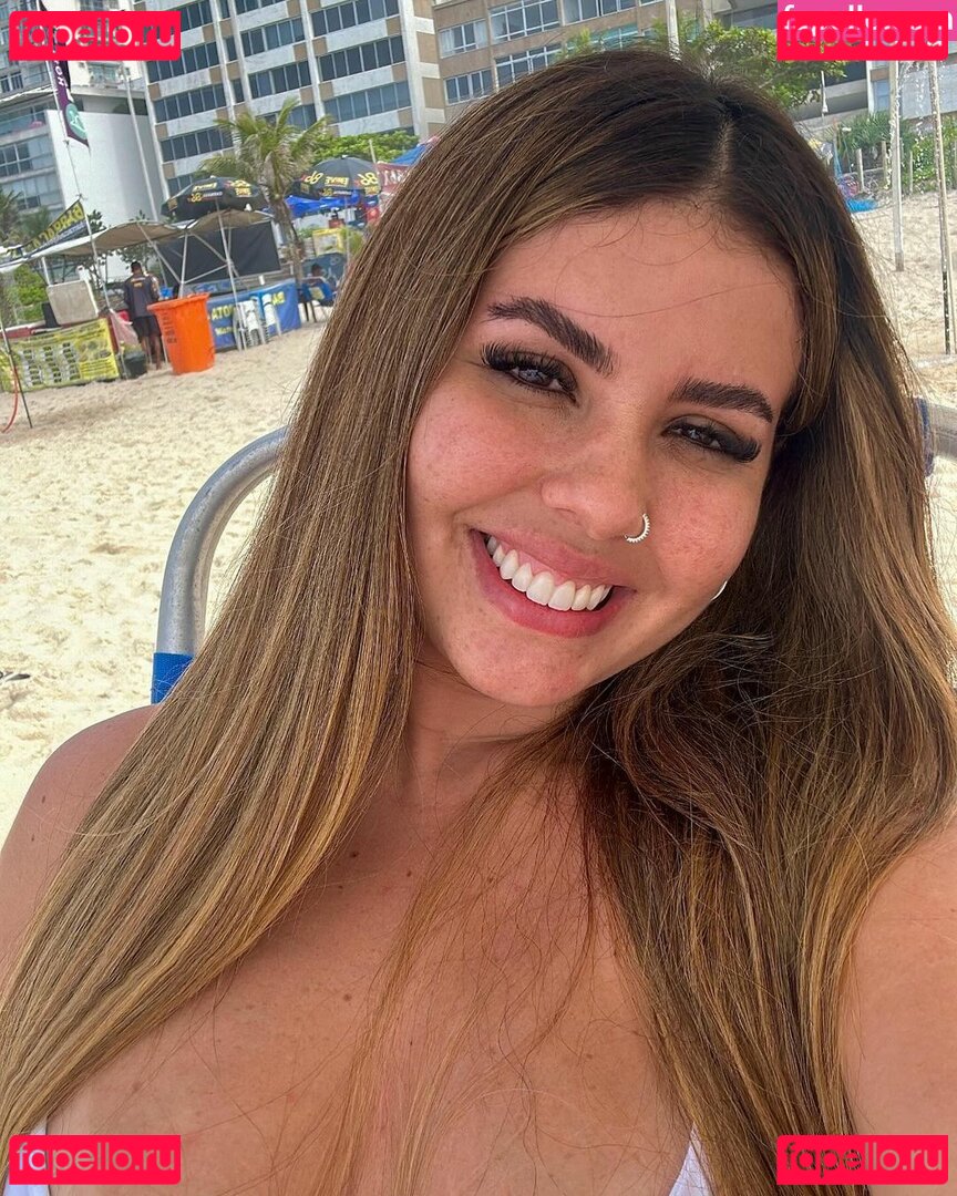 Carla Evellyn / icarlaevellyn Onlyfans Photo Gallery 