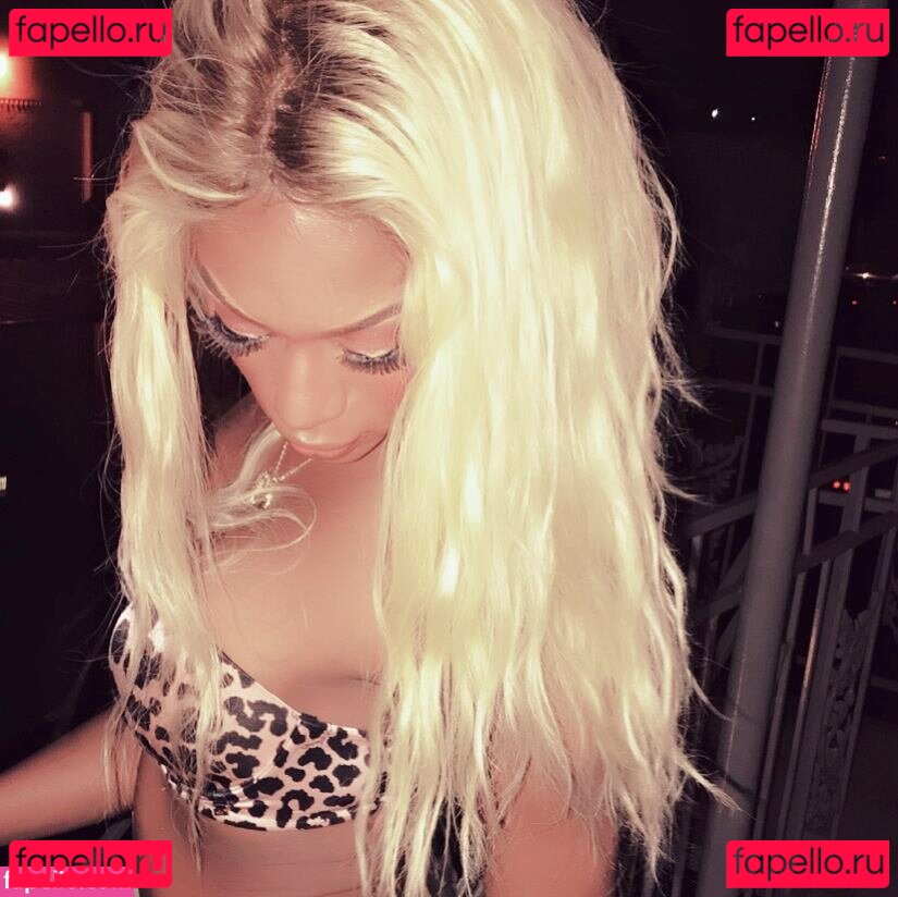 Mya Badd / aye_slimb3auty / myabadd / myabadd89 Onlyfans Photo Gallery 