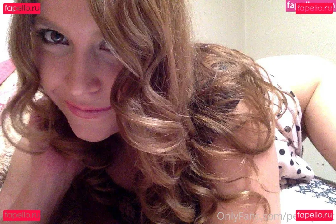 pennytrait Onlyfans Photo Gallery 