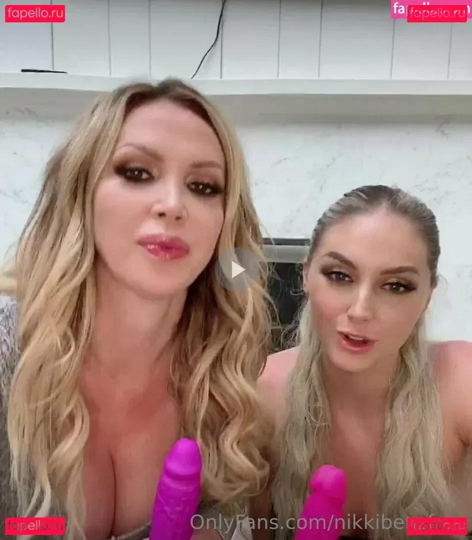 nikkibenz Onlyfans Photo Gallery 